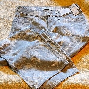 Women's Hollister Gray Floral Jeans